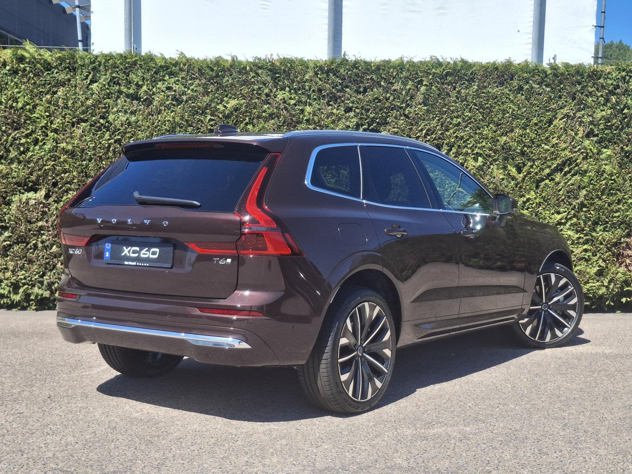 Volvo XC60 T6 Plug-in hybrid AWD Ultra Bright | Panoramadak, Auto's, Automaat, 180 min, Plug-in hybride, XC60