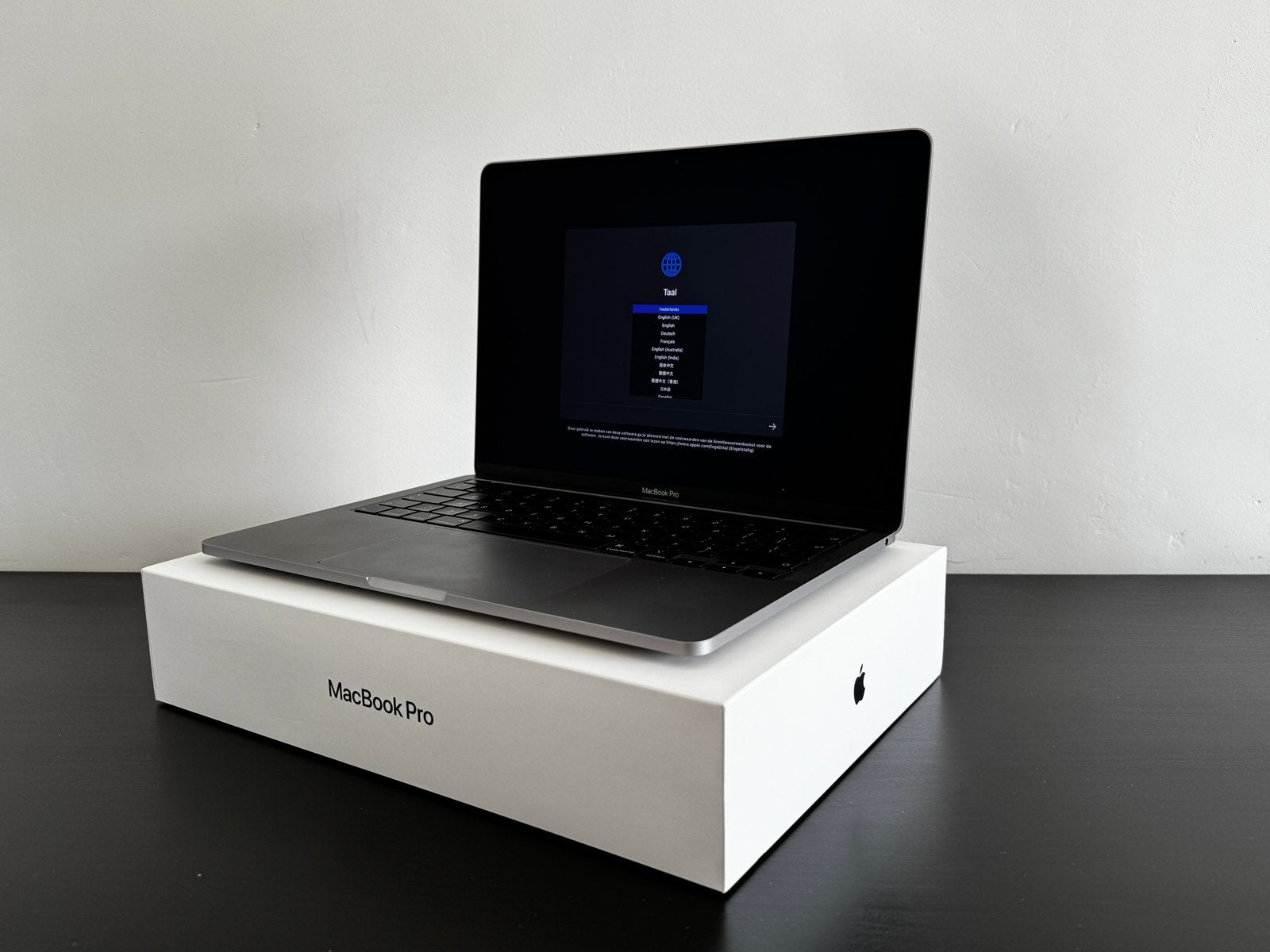 MacBook Pro, 2020, 13 inch, 256Gb Space Grey., MacBook Pro, 256 GB, Qwerty, 13 inch
