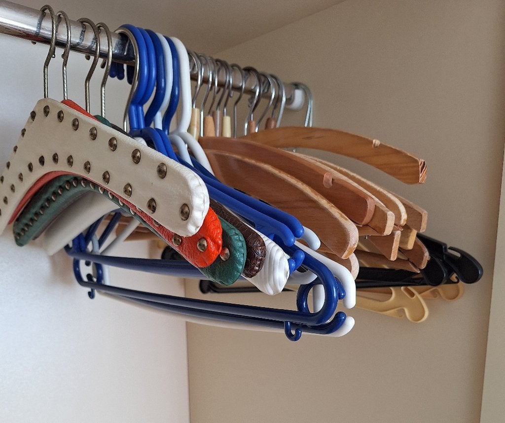 Kleerhangers / kledinghangers, Kleding | Dames, Ophalen, Gebruikt, Overige materialen, Kinderen en Volwassenen