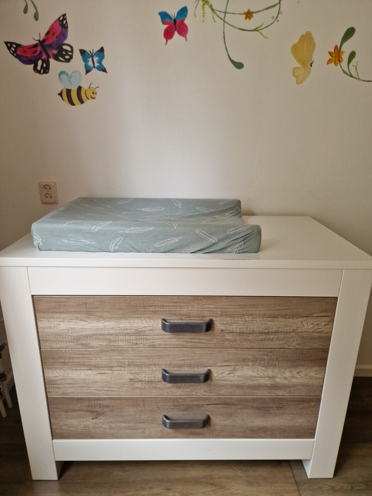 Kidsmill Long Island Babykamer (ledikant, commode, kast), Ophalen, Gebruikt, Jongetje of Meisje