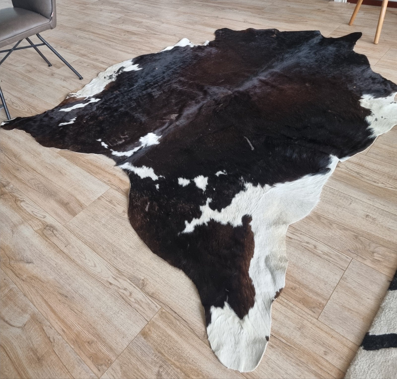 Ikea Koldby koeienhuid kleed - Zwart/Wit/Bruin, Huis en Inrichting, Gebruikt, 150 tot 200 cm, 200 cm of meer, Ophalen of Verzenden