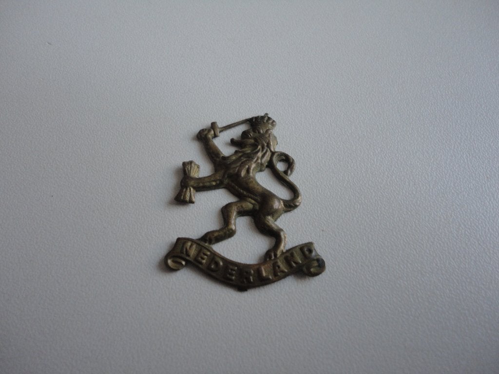 Leeuw zonder speld, Verzamelen, Militaria | Algemeen, Ophalen of Verzenden, Landmacht, Nederland, Embleem of Badge