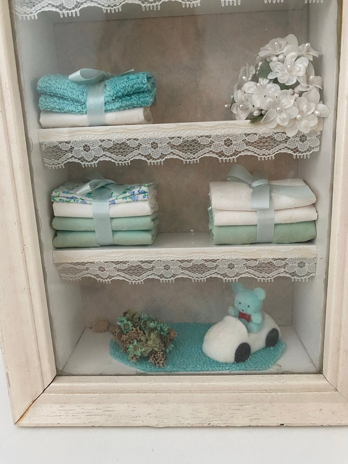 Vintage decoratie kastje met miniatuur interieur, Gebruikt, Ophalen of Verzenden, Wit, Vintage