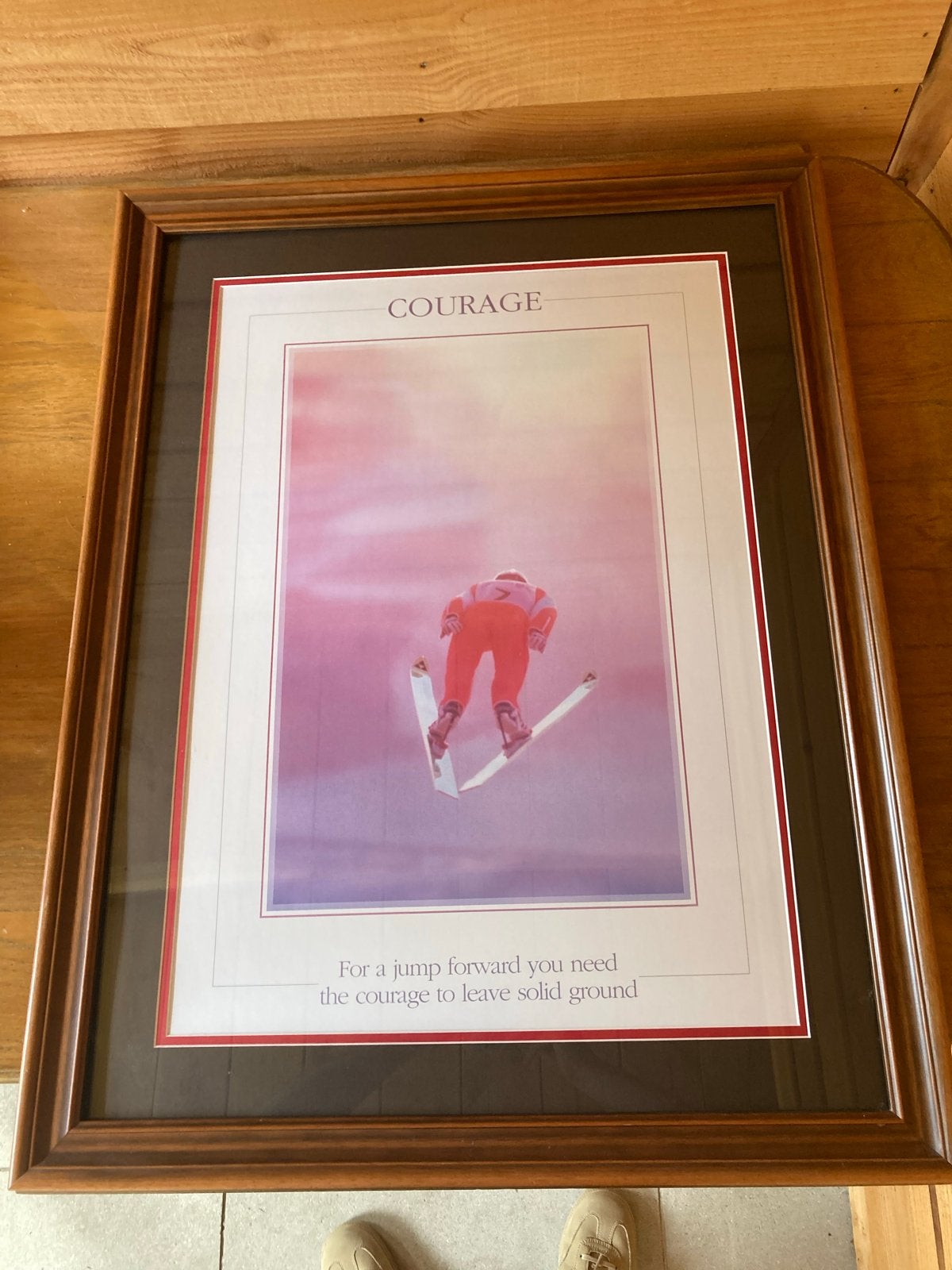 Inspirerende 'Courage' poster met skiër in houten lijst, Ophalen, Gebruikt, Foto of Poster, 75 – 100