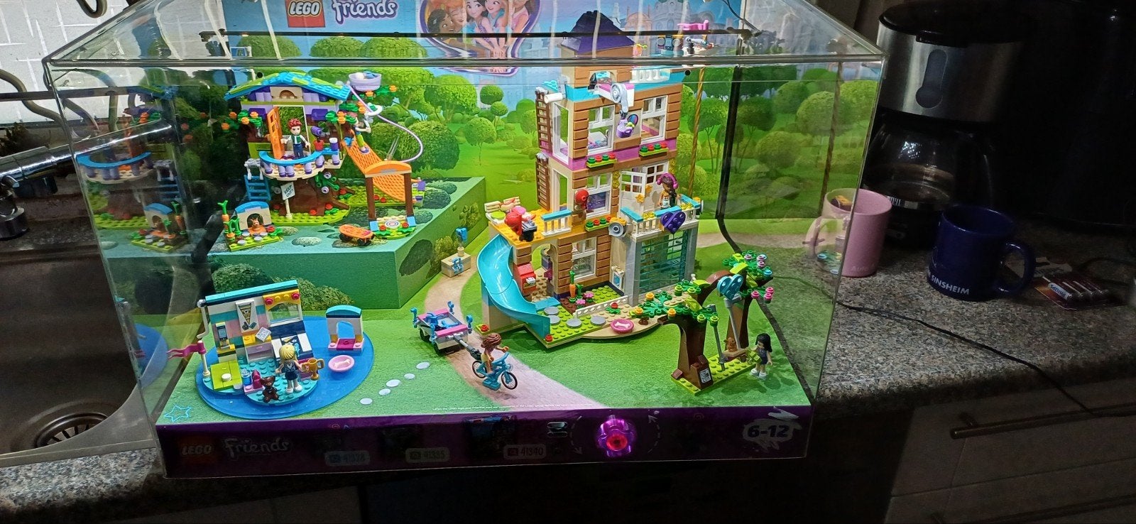 Lego Friends Display met Meerdere Sets, Ophalen, Gebruikt, Compleet, Lego