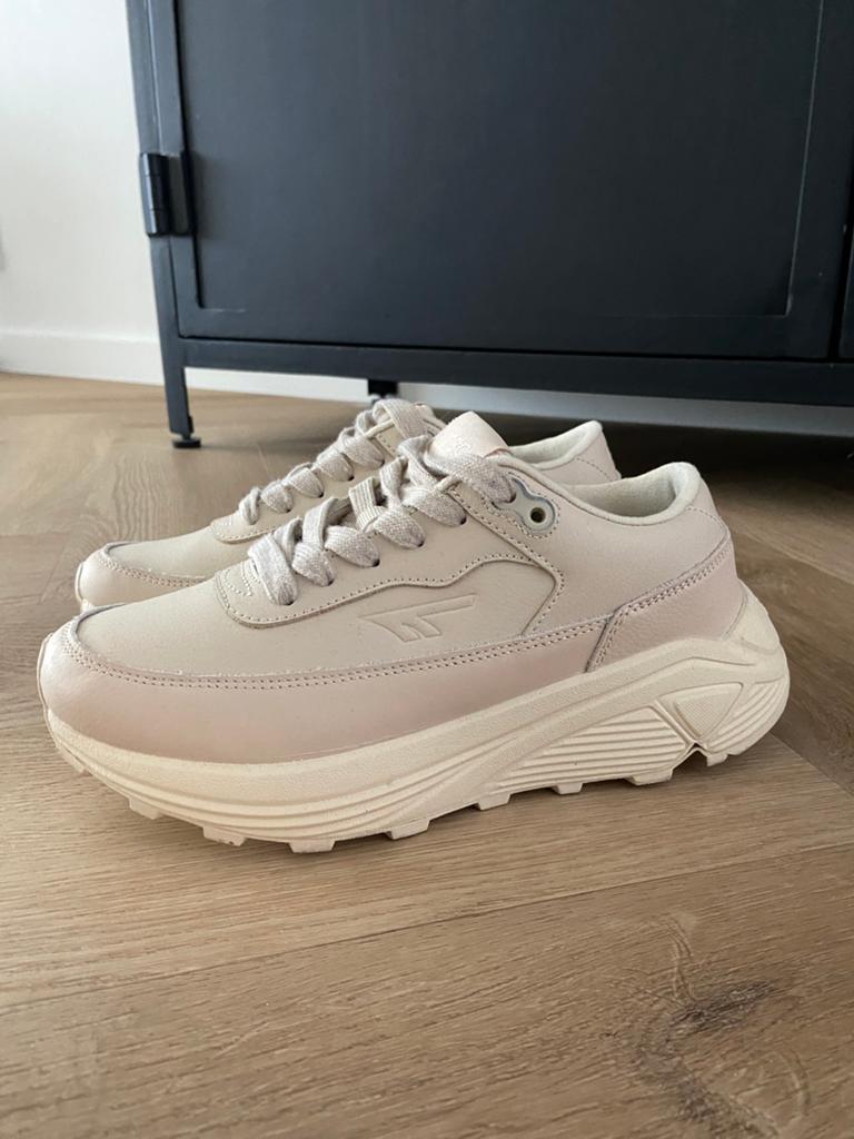 Hi-tec shadow 38 leer, Kleding | Heren, Schoenen, Ophalen of Verzenden, Zo goed als nieuw