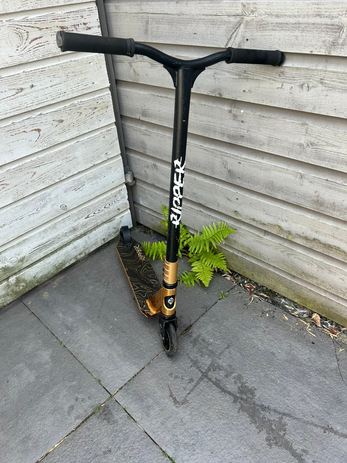 Step Street Surfing Stunt Ripper Gold, Fietsen en Brommers, Steps, Ophalen, Gebruikt, Gewone step, Ripper