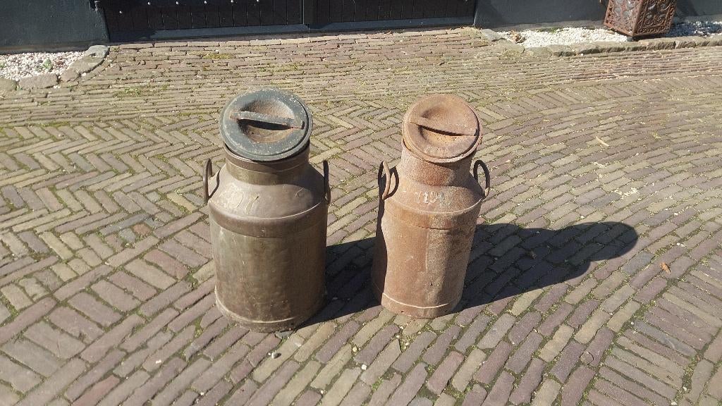 melkbussen 2 stuks, Ophalen, Gebruikt