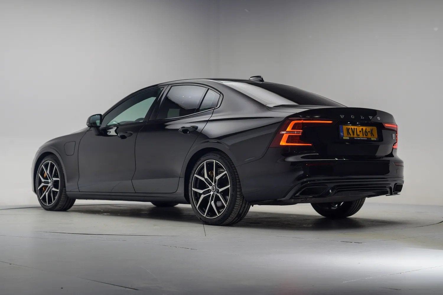 Volvo S60 2.0 T8 AWD Polestar Engineered [ SoH 94,4% | Harma, Auto's, Automaat, Dealer onderhouden, Gebruikt, 4 cilinders