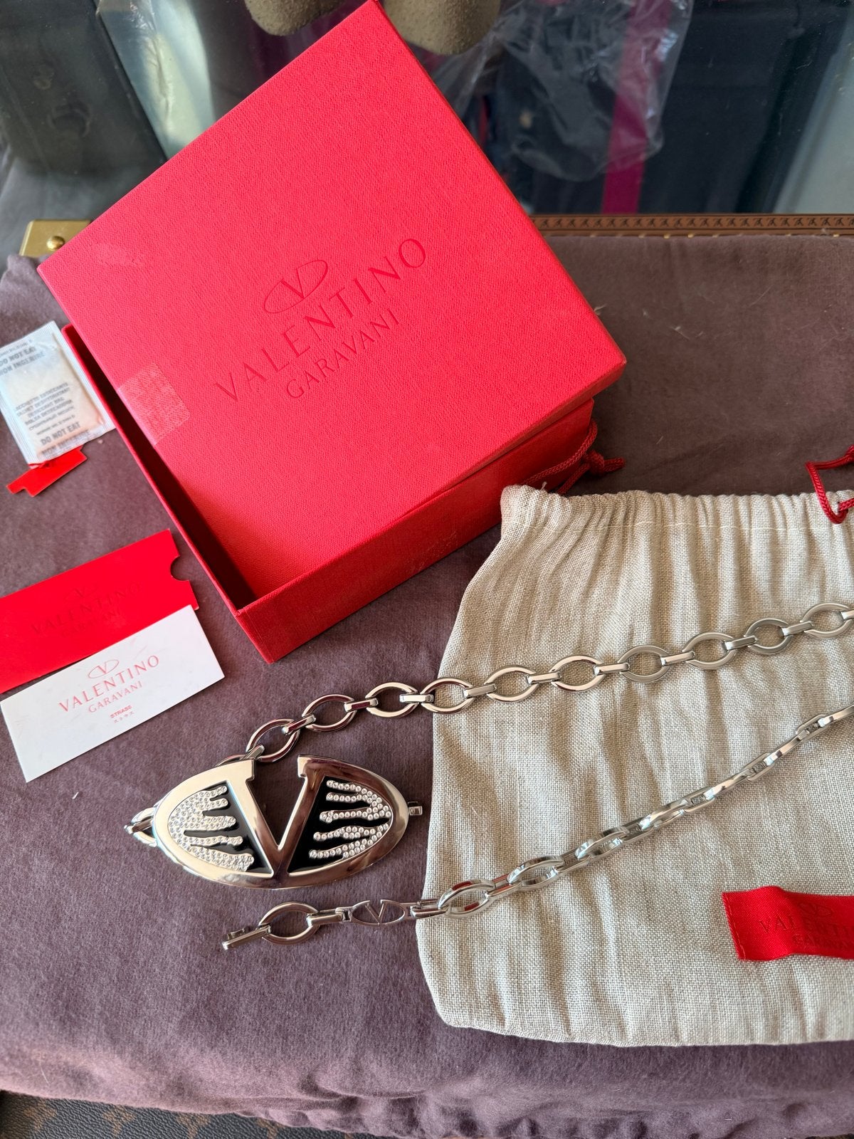 Valentino Garavani VLogo Signature Riem met Strass, Zwart, Heupriem, Ophalen of Verzenden, 3 tot 5 cm