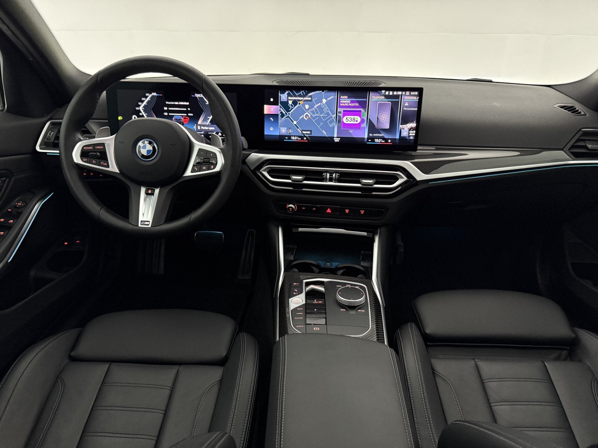 BMW 3-serie 320e M-Sport | Pano | Virtual | Camera | Sfeer |, Auto's, Automaat, 1998 cc, Achterwielaandrijving, Euro 6