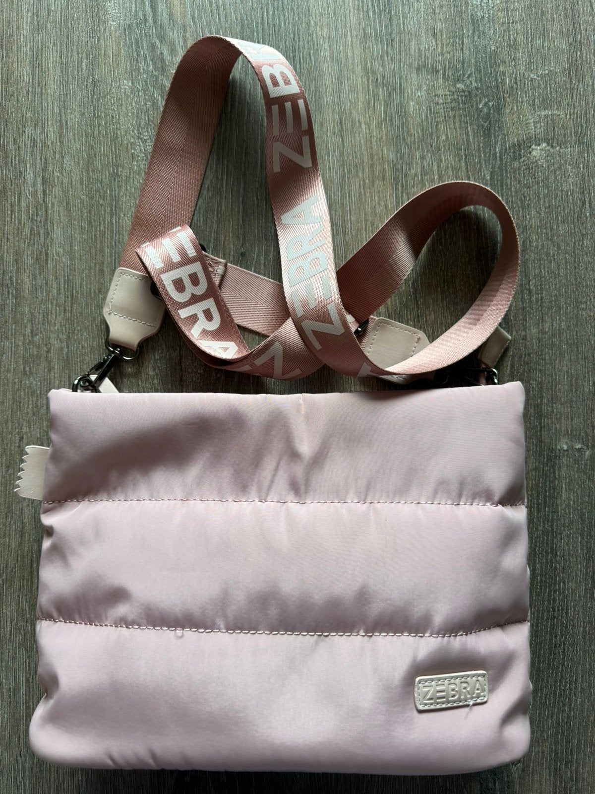 Lichtroze ZEBRA cross body tas, Ophalen of Verzenden, Zo goed als nieuw, Roze, Schoudertasje