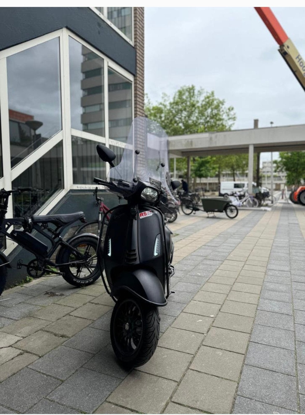 VESPA SPRINT NOTTE 2020 FULL OPTION, Ophalen of Verzenden, Zo goed als nieuw, Benzine, Vespa S