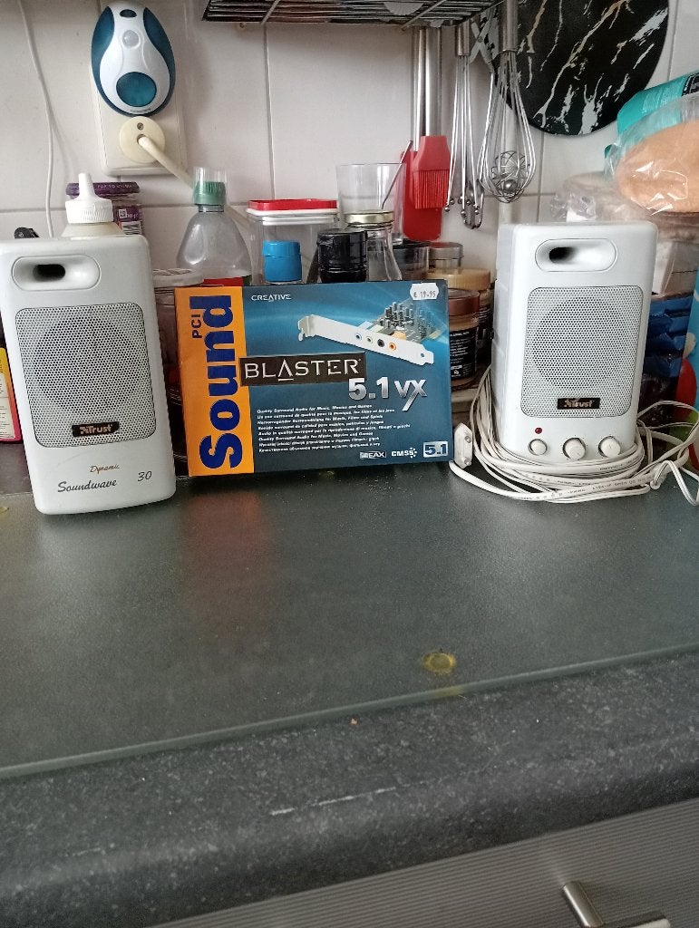 complete geluidset van Trust, Overige merken, Ophalen of Verzenden, Zo goed als nieuw, Minder dan 60 watt