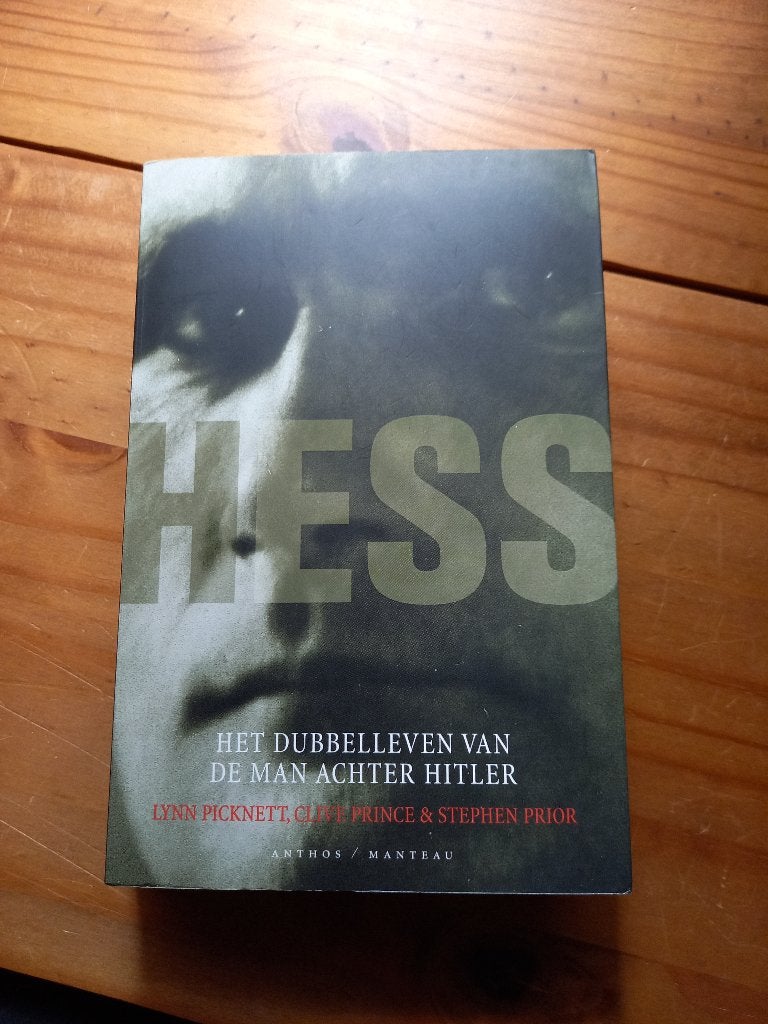Hess (L. Picknett), Ophalen of Verzenden, Tweede Wereldoorlog, Gelezen
