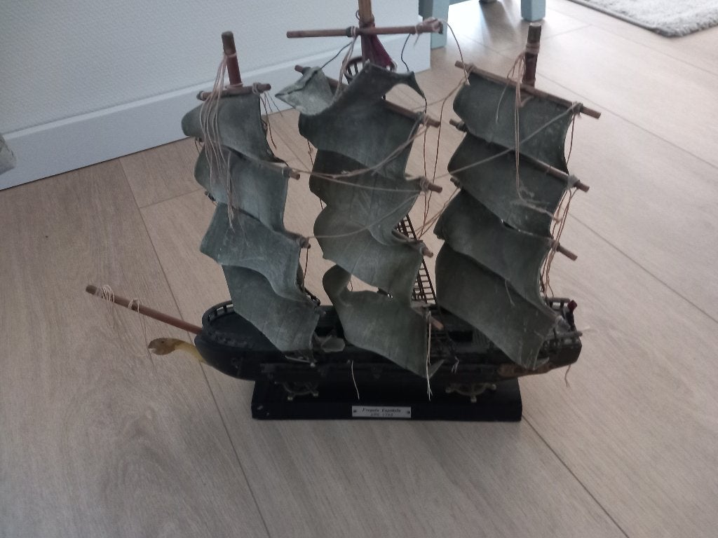 Scheepsmodel, Ophalen of Verzenden, Gebruikt, 1:32 tot 1:50, Overige merken