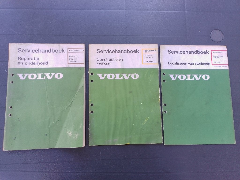 Volvo 240 260 dealer werkplaatsboeken D20 - D24 dieselmotor, Ophalen of Verzenden, Gelezen, Volvo