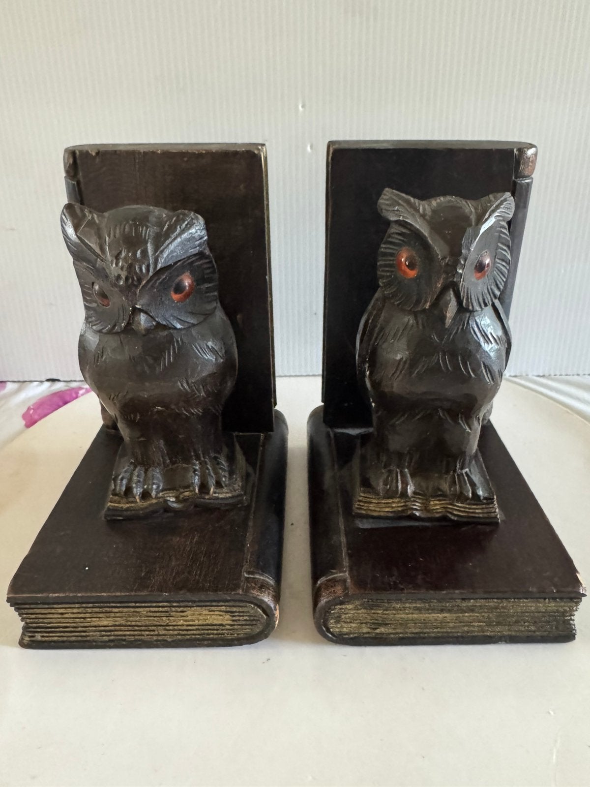 Twee houten boekensteunen met uilen, Ophalen of Verzenden
