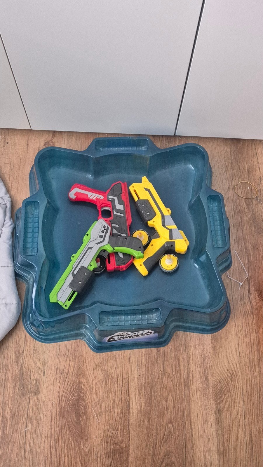 Beyblade bak leuk voor kinderen 8t/m16, Hobby en Vrije tijd, Ophalen, Gebruikt
