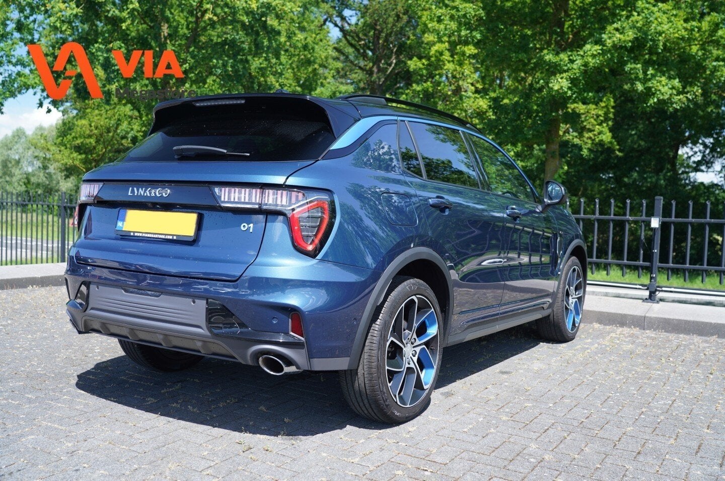 Lynk&co 01 1.5 | PHEV | zwarte hemel | NETTE AUTO! | Pano |, Auto's, Gebruikt, Met garantie (alle), Blauw, Plug-in hybride