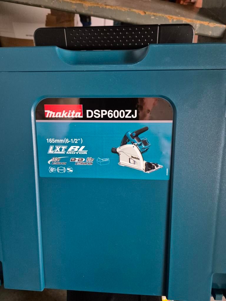 MAKITA invalzaag DSP600ZJ nieuw, Ophalen, Invalzaag, Nieuw, 30 tot 70 mm