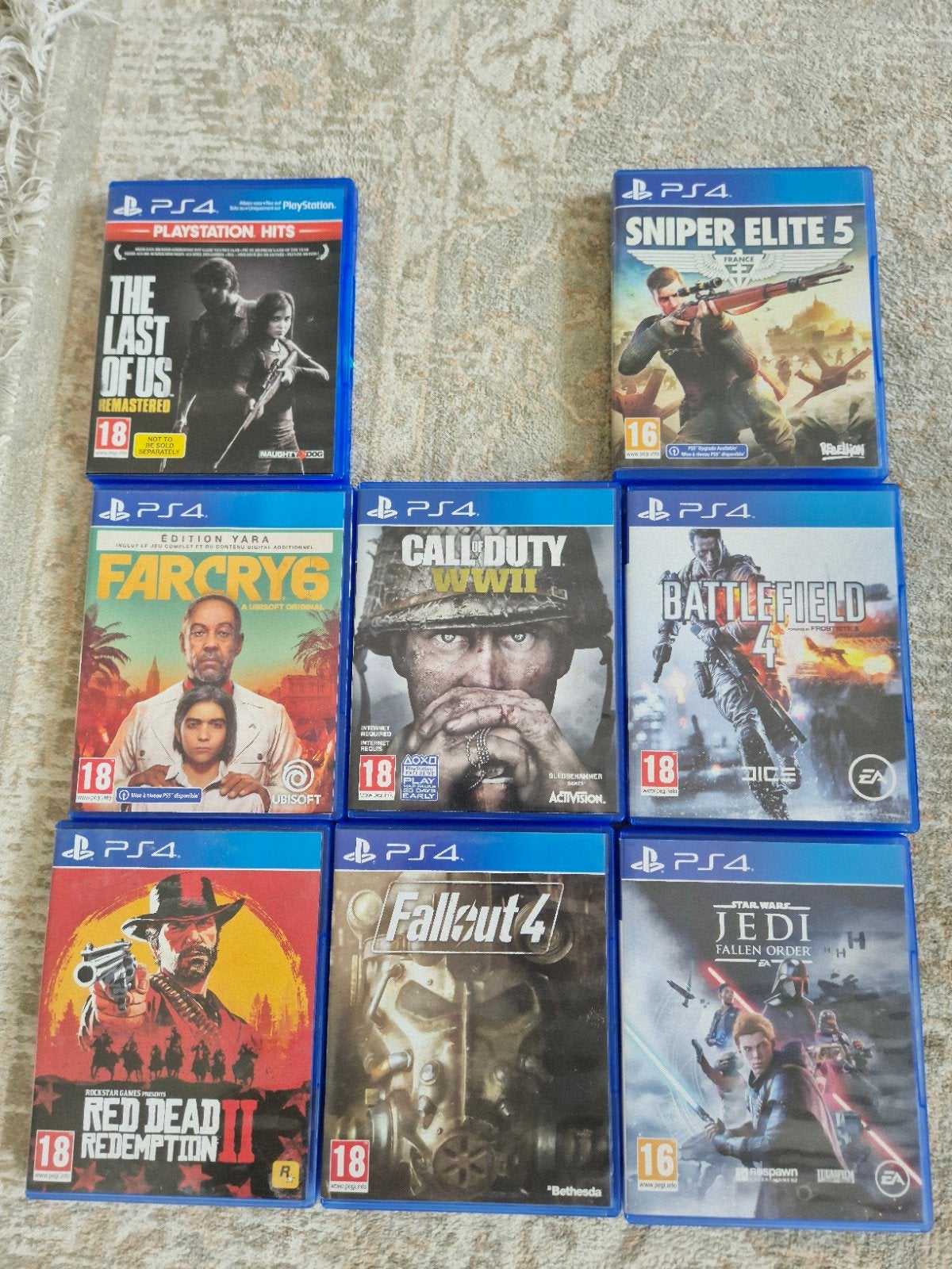 PS4 Games Bundel:The Last of Us, Far Cry 6, CoD WWII, en me, Gebruikt, Vanaf 18 jaar, Overige genres, Ophalen of Verzenden