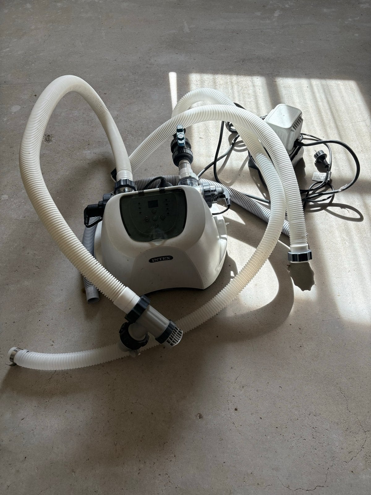 Intex zoutwatersysteem qs1200 werkt prima., Tuin en Terras, Zwembad-toebehoren, Ophalen of Verzenden, Gebruikt, Zwembadpomp
