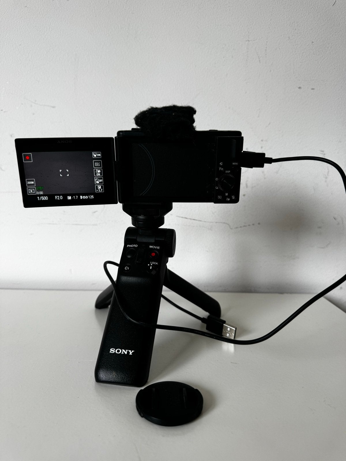 Sony Vlogcamera ZV-1 met grip en microfoon, Zo goed als nieuw, Grip, Sony, Vlogcamera