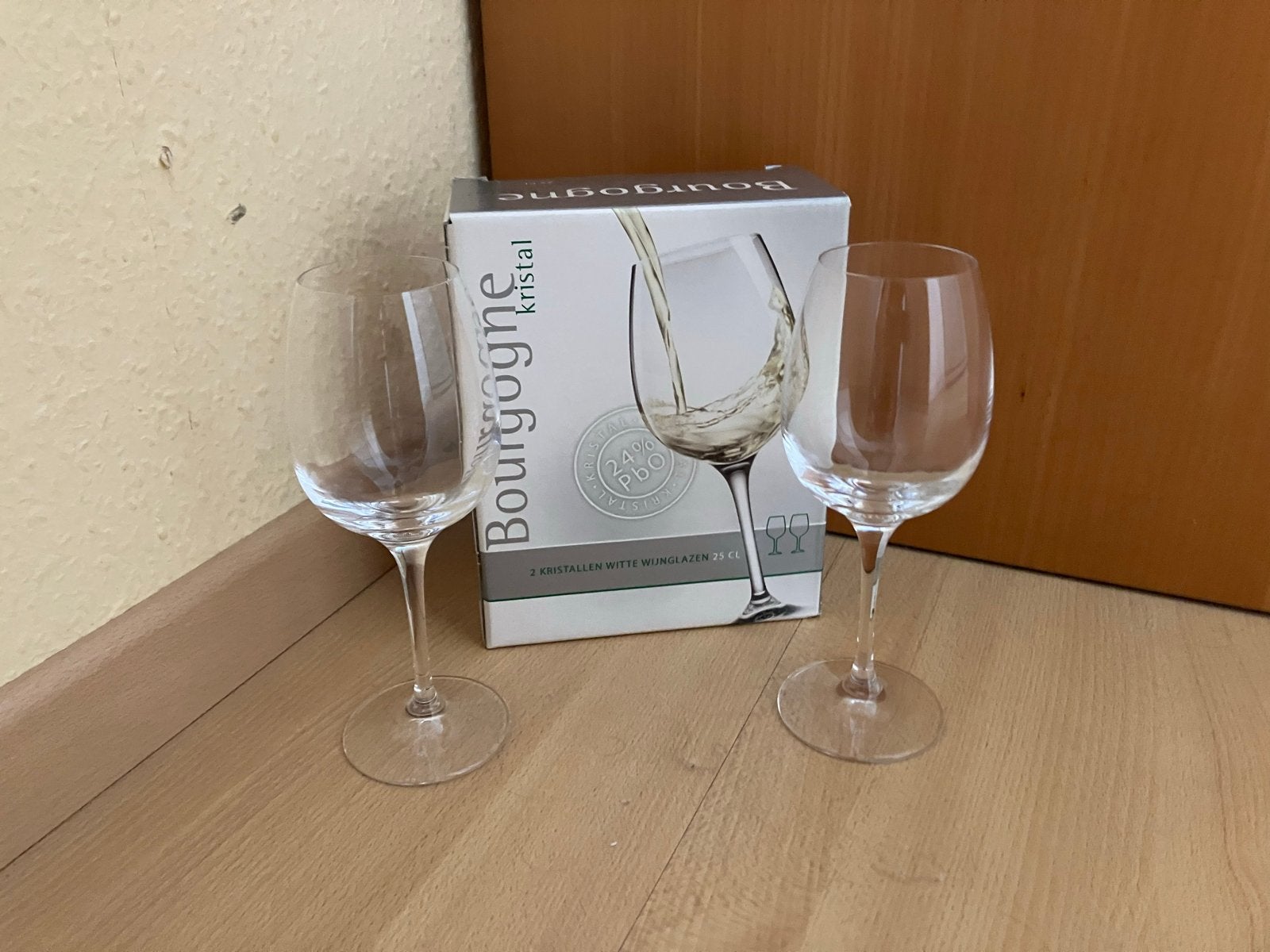 Bourgogne kristal witte wijnglazen - 2 stuks, Nieuw, Ophalen of Verzenden, Overige merken, Glas