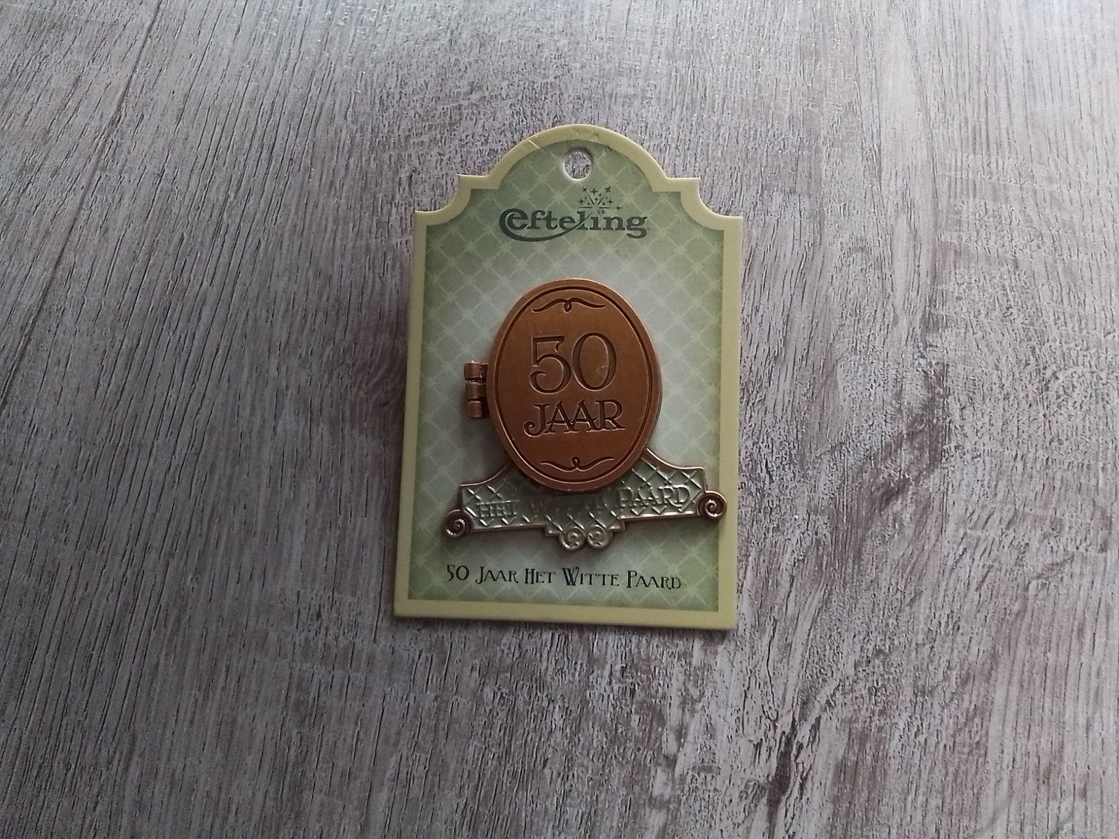 Nieuwe pin efteling 50 jaar het witte paard, Ophalen of Verzenden, Nieuw, Button of Speldje