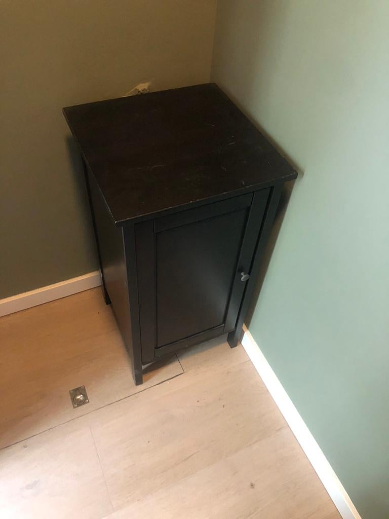 Ikea nachtkastje bruin, Ophalen, Gebruikt, Minder dan 45 cm, 55 tot 70 cm