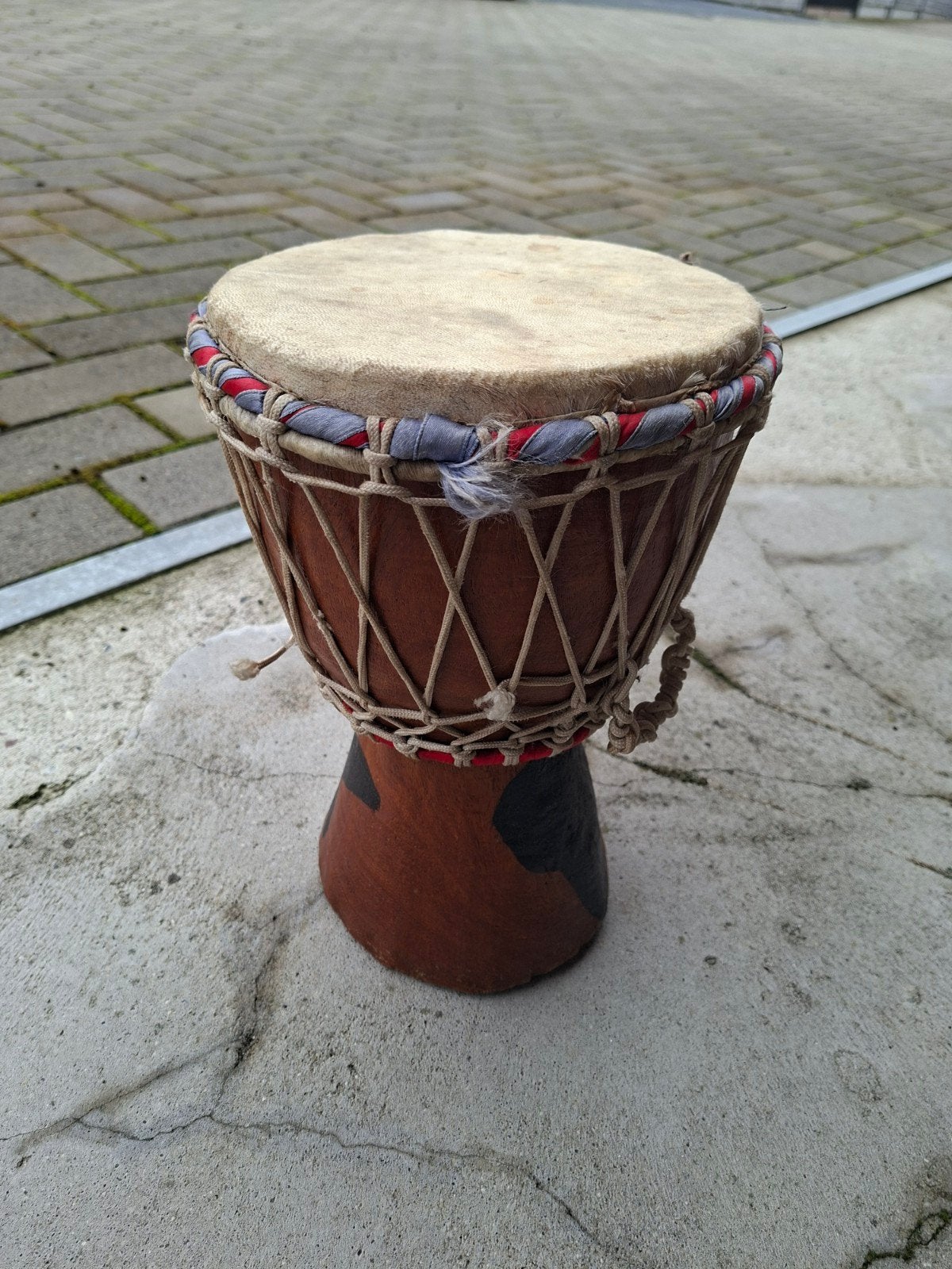 Kleine Djembe - Afrikaanse Handtrommel, Muziek en Instrumenten, Ophalen of Verzenden, Gebruikt, Trommel