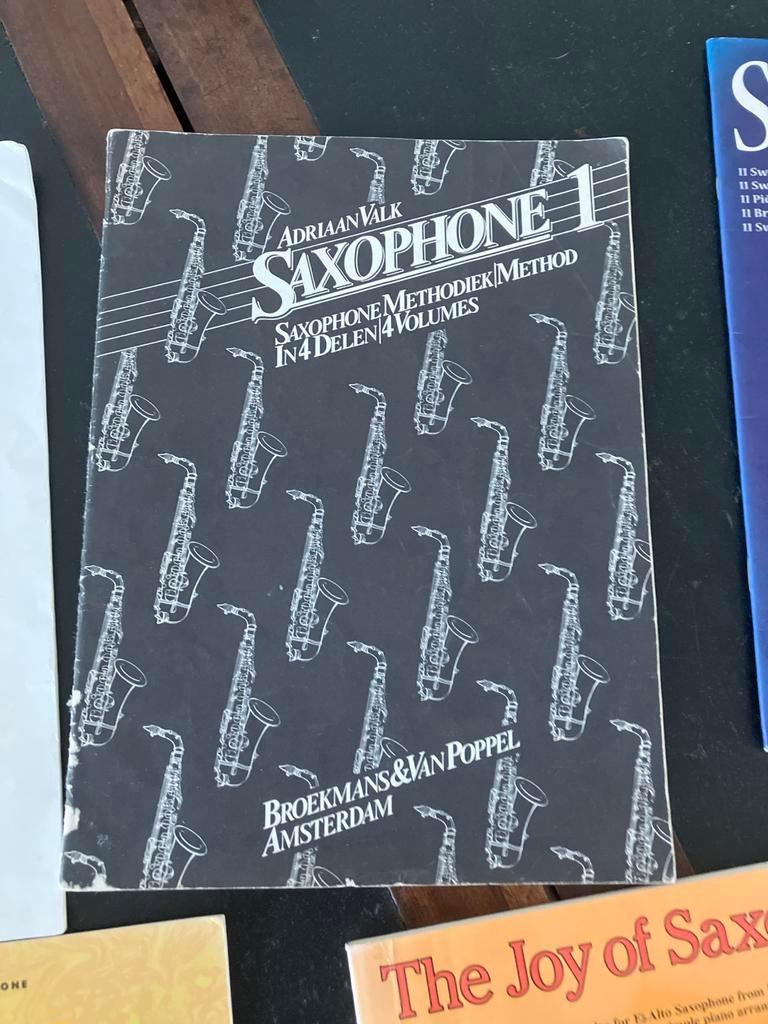 Saxofoon Methode Boek 1 - Adriaan Valk, Ophalen of Verzenden, Zo goed als nieuw