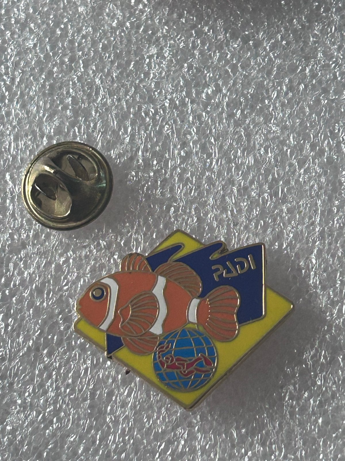 PADI Duik Pin met Clownvis - Zo goed als nieuw, Ophalen of Verzenden, Zo goed als nieuw, Dier of Natuur, Speldje of Pin