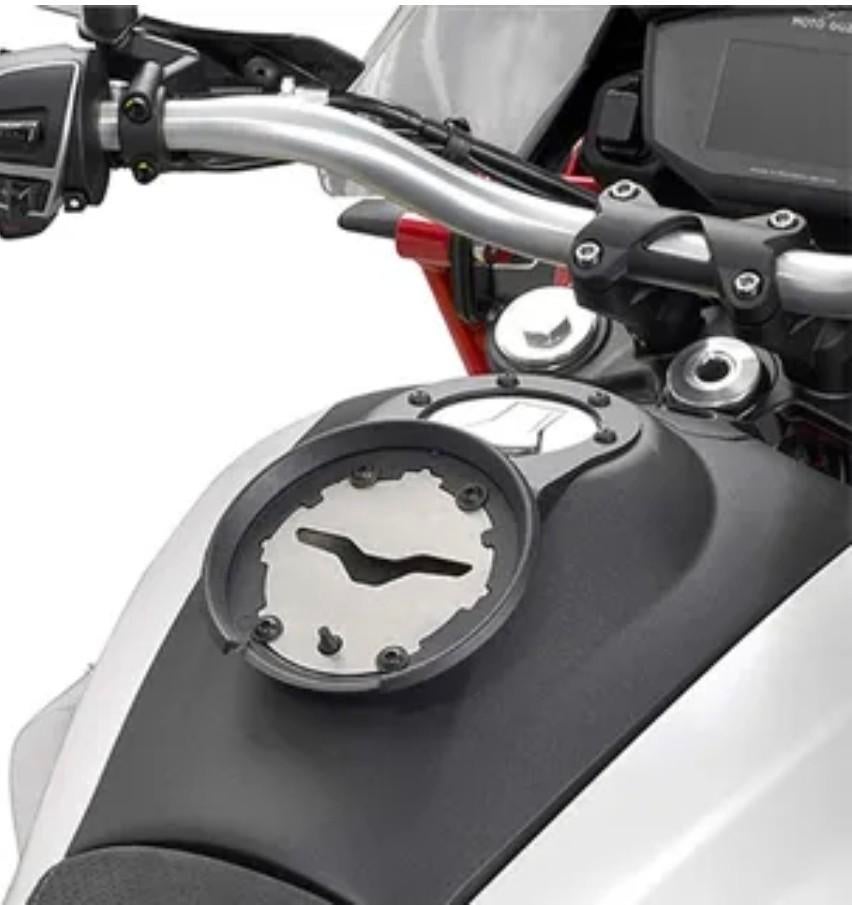 Tankringbeugel Givi BF 46 voor Moto Guzzi V85 TT, Ophalen of Verzenden, Gebruikt