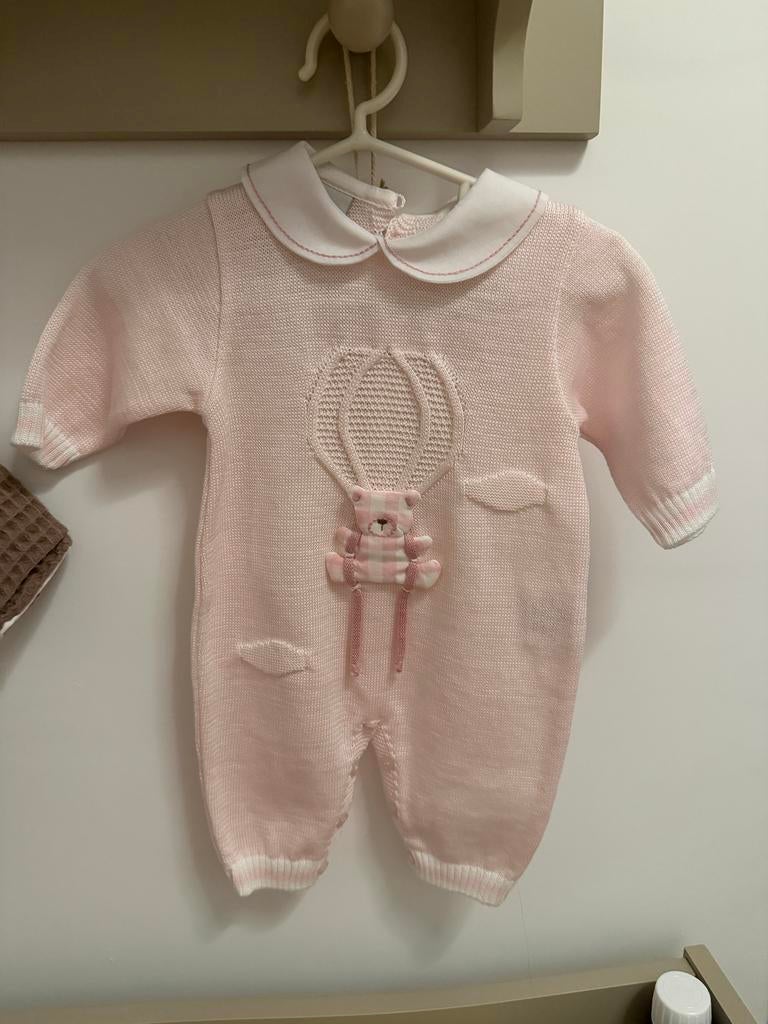 Poppedoll pakje roze met beertje - Maat 0-1 maand, Ophalen of Verzenden, Zo goed als nieuw