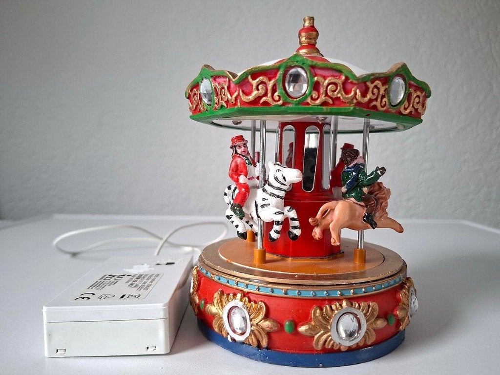 Kerst Kinderen / Dieren draaimolen, Ophalen, Gebruikt