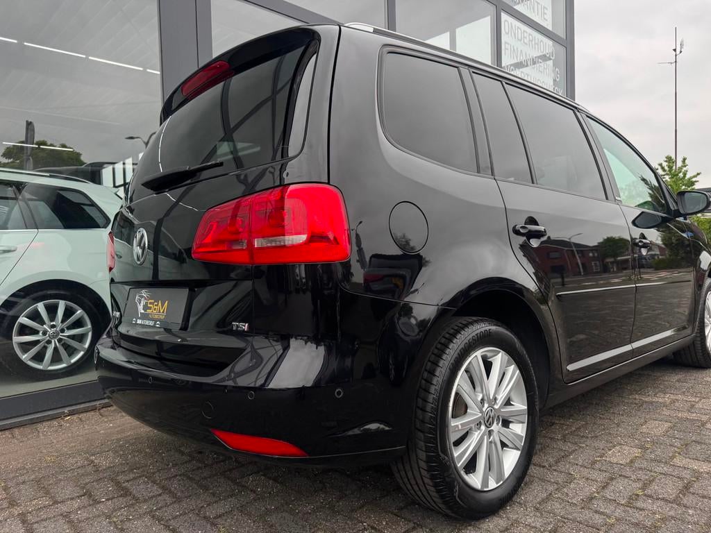 Volkswagen Touran 1.4 TSI Highline Automaat | Carplay, 15 km/l, Gebruikt, 4 cilinders, 1436 kg