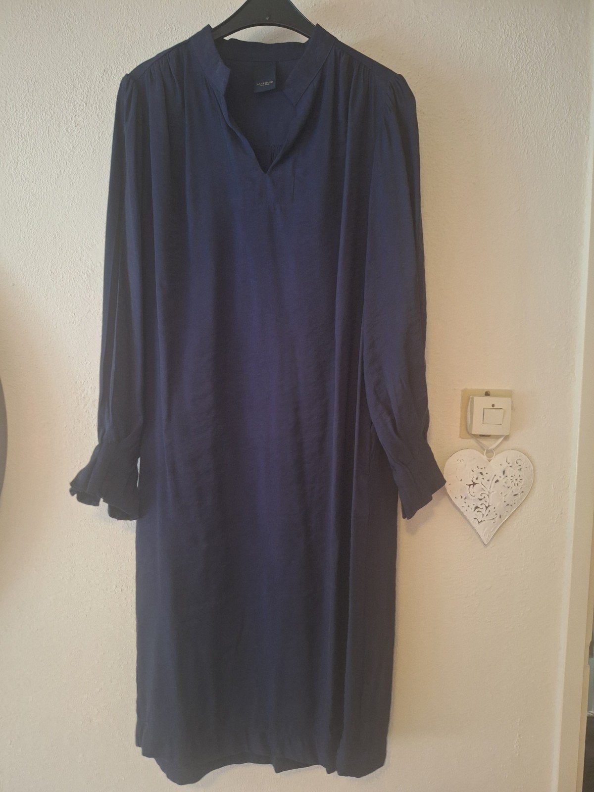 Donkerblauwe jurk LuxZuz onetwo, viscose maat 42, Kleding | Dames, Blauw, Maat 42/44 (L), Ophalen of Verzenden, Zo goed als nieuw