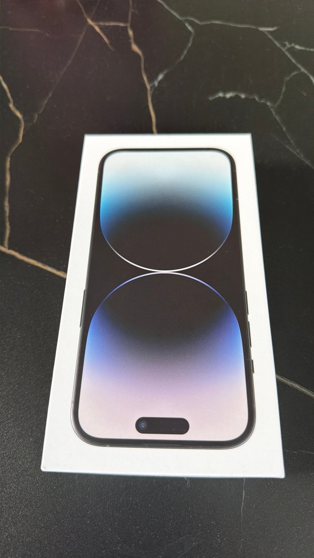 Foto 11 van Apple iPhone 14 Pro 128GB Zwart - Goede staat