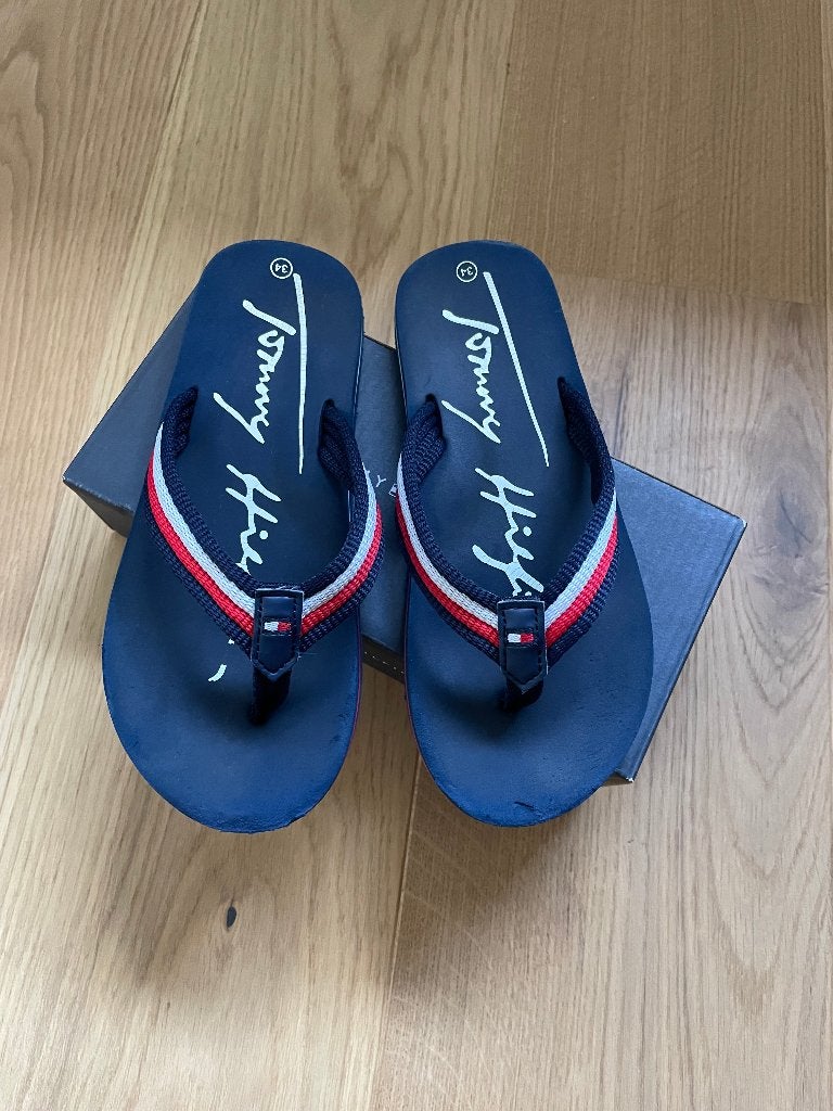 Slippers maat 34 Tommy Hilfiger, Ophalen, Overige typen, Jongen, Tommy Hilfiger