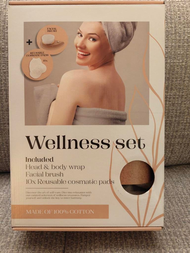 NIEUW Wellness set: head wrap, 10 watjes en facial brush, Ophalen of Verzenden, Nieuw, Gehele gezicht, Reiniging