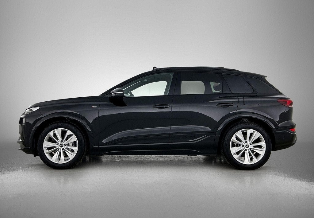 Audi Q6 e-tron S edition 83 kWh, Auto's, Audi, 12 maanden, Achterwielaandrijving, Gebruikt, Zwart