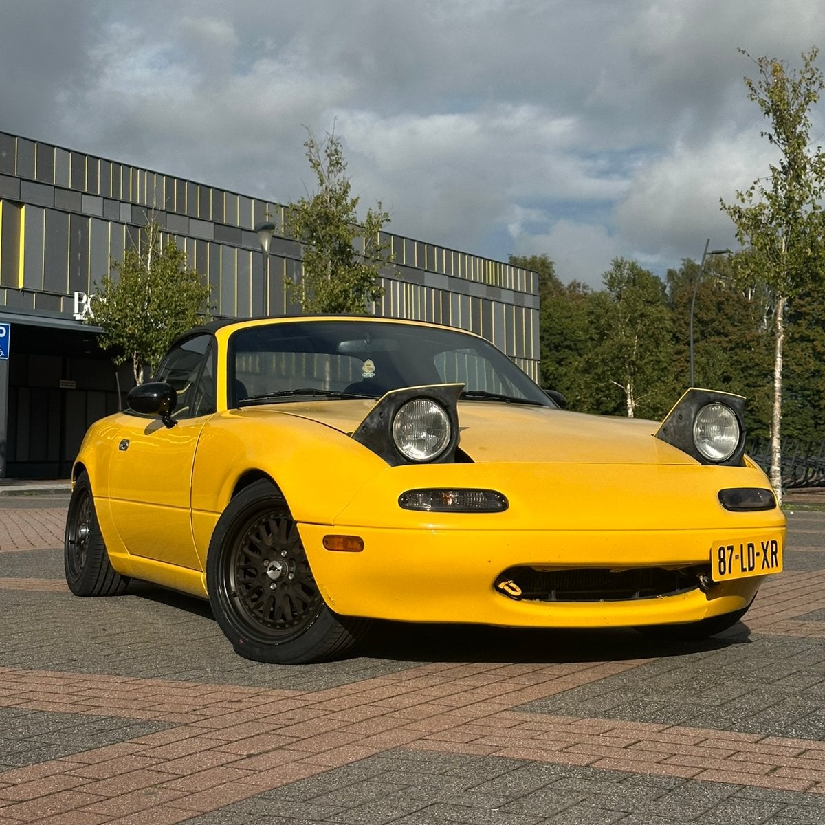 Mazda MX-5 1.6 Miata U9 1992 Geel, Achterwielaandrijving, Zwart, 4 cilinders, Cabriolet