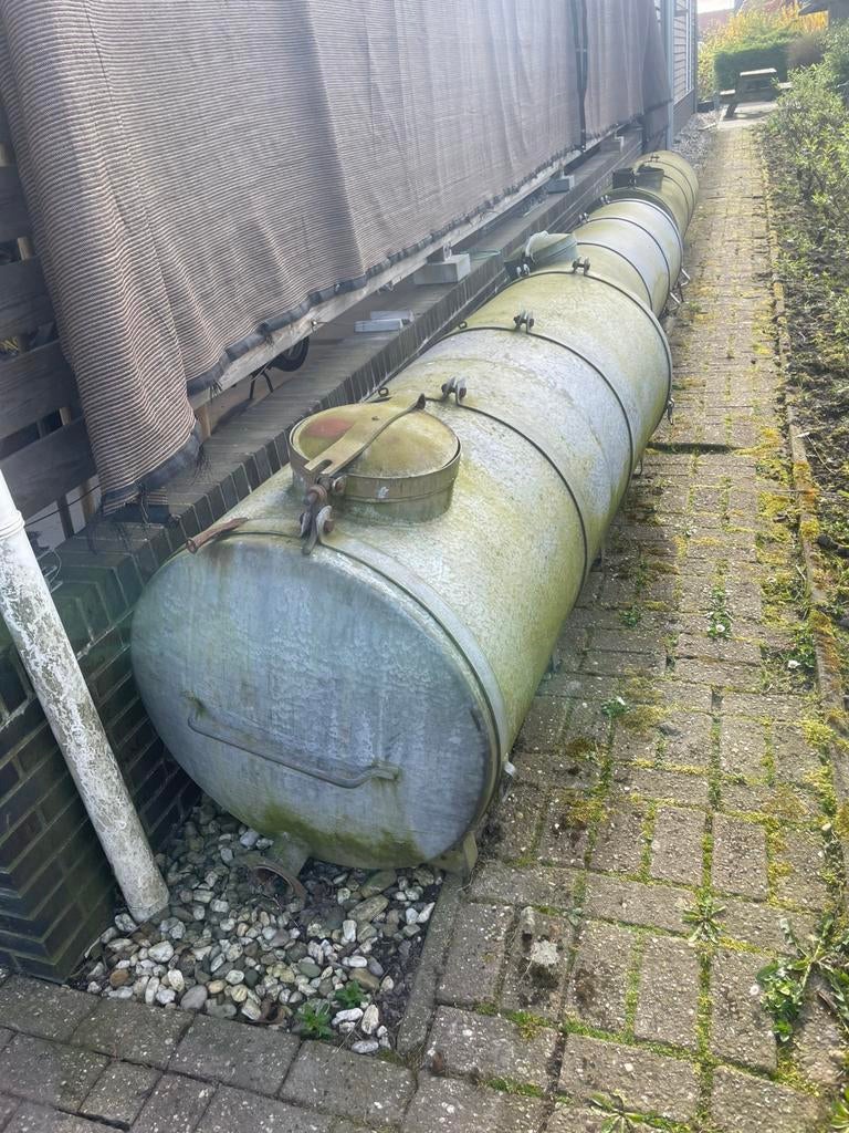 Watertank, weidetank, Toebehoren