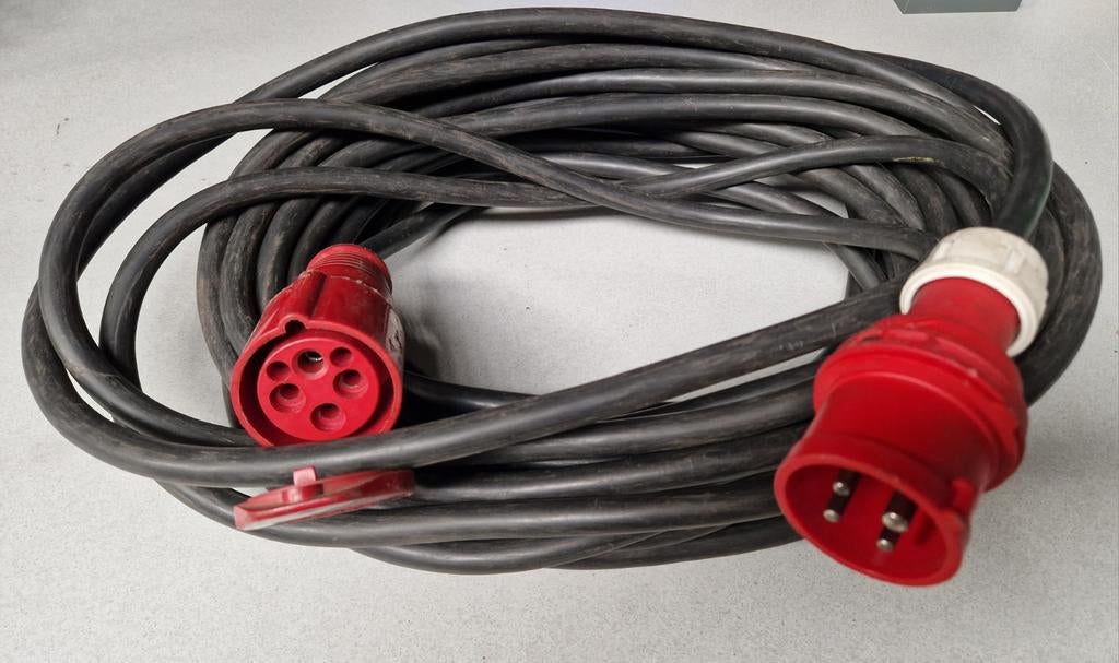 Krachtstroom verlengkabel 4-aderig 17,5m 16A, Doe-het-zelf en Verbouw, Elektra en Kabels, Ophalen of Verzenden, Gebruikt, Kabel of Snoer