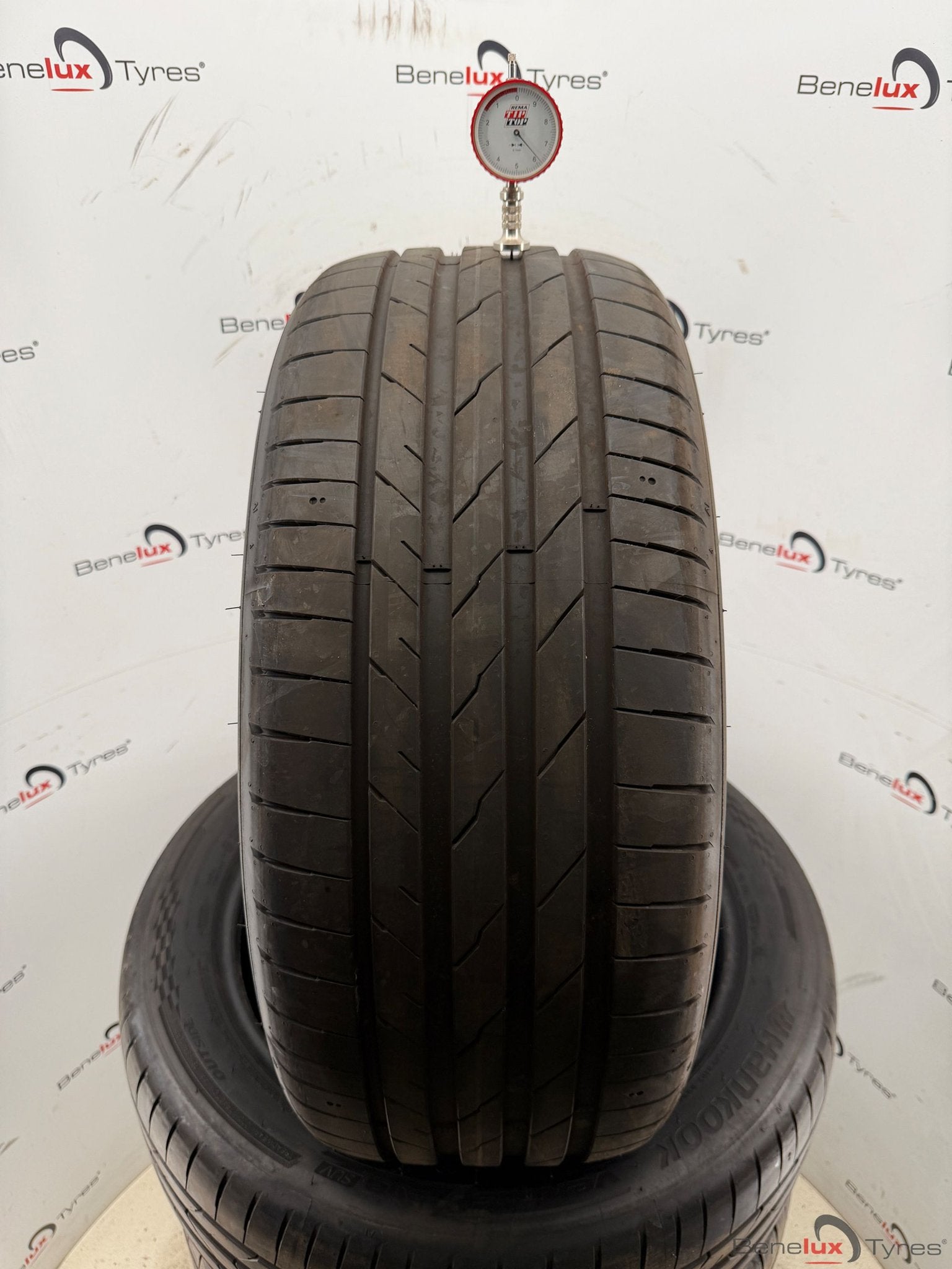 zgan demo 255/45R19 Hankook EVO 255/45 R19 255/45/19 2554519, 19 inch, Gebruikt, 255 mm, -