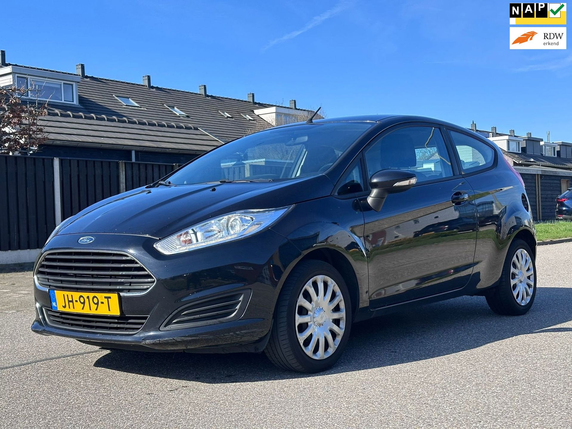 Ford Fiesta 1.0 Style 1e Eigenaar*Navigatie*Airco*NAP*Distri, Auto's, Gebruikt, 525 kg, Origineel Nederlands, Bedrijf