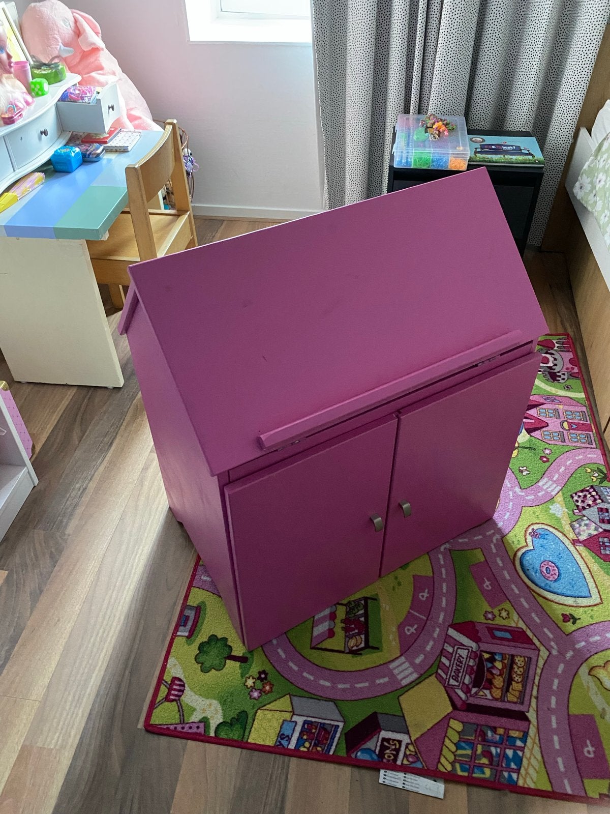 Roze speelhuisje/kastje voor kinderkamer, Ophalen, Gebruikt, Kast