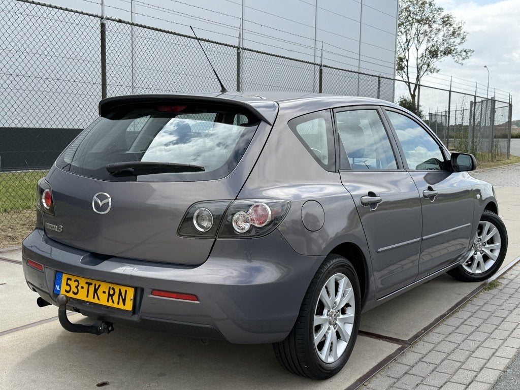 Mazda 3 1.6 S-VT 105PK Touring / *NAP* / 2006 / Airco / Radi, Auto's, Mazda, Stof, Gebruikt, Zwart, 4 cilinders